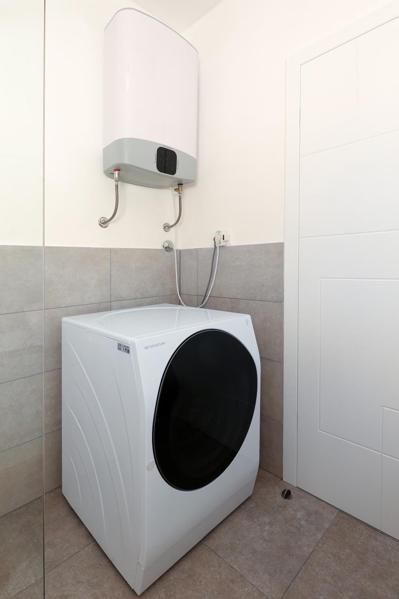 Apartment Anni-Free Parking&Evcharger-24H Self Check-In Opric Exterior foto